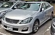 Crown Athlete (Japan; pre-facelift)